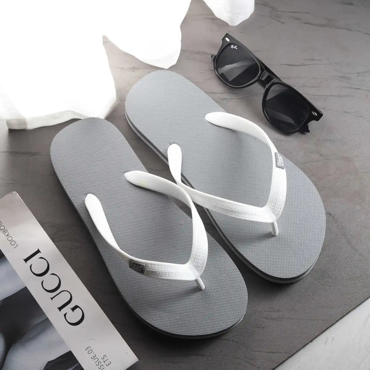 Men's Candy Color Flip-Flops – Lightweight Summer Slides