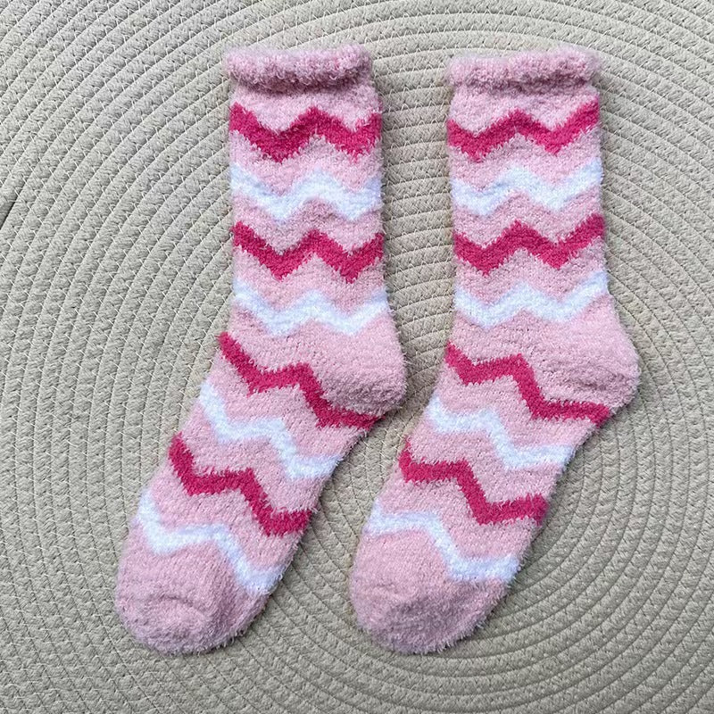 Cross-Border Non-Shedding Coral Fleece Heart-Shaped Floor Socks for Women, Autumn and Winter Thickened Warm Home Sleep Socks, Maternity Socks