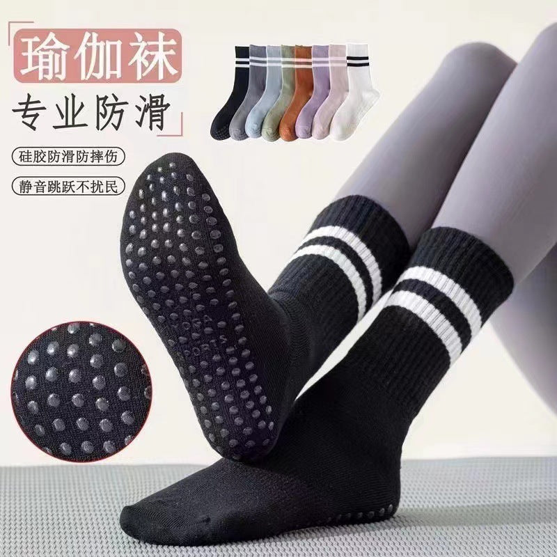 Non-Slip Yoga Socks – Grip Socks for Pilates & Barre